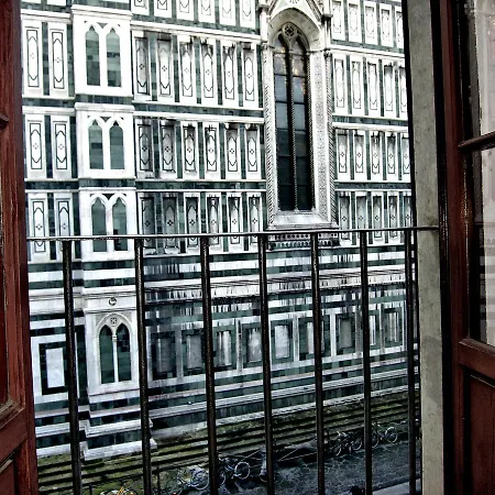 Piazza Duomo Apartmán *